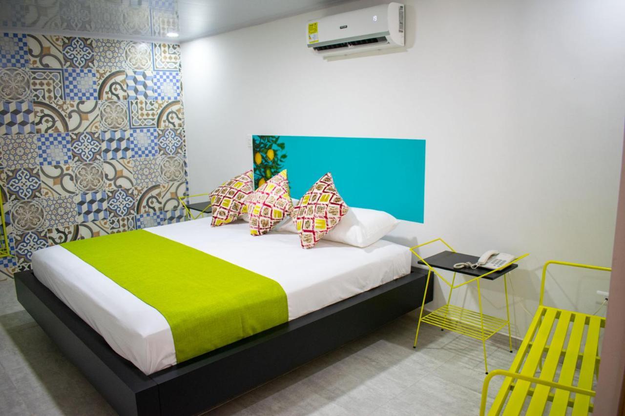 Hotel Millenium Victoria Plaza Cúcuta Kültér fotó