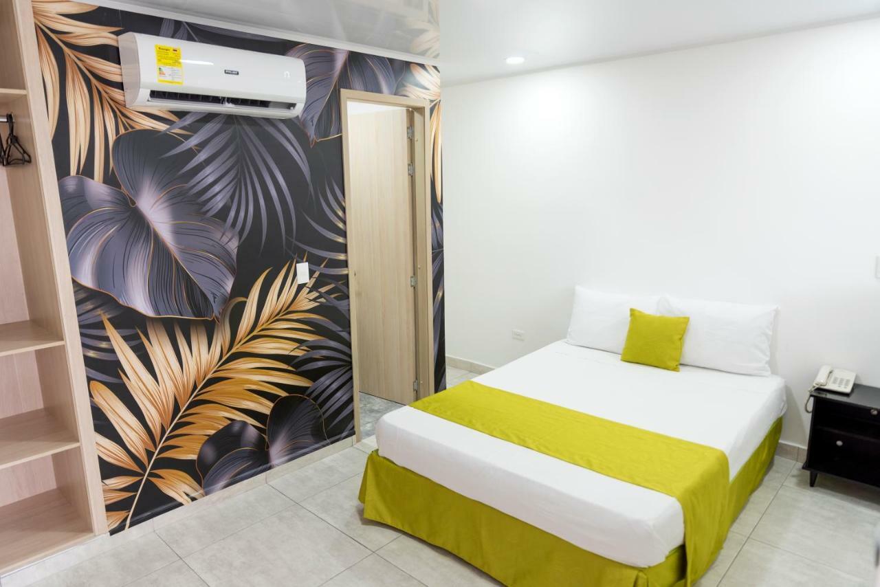 Hotel Millenium Victoria Plaza Cúcuta Kültér fotó